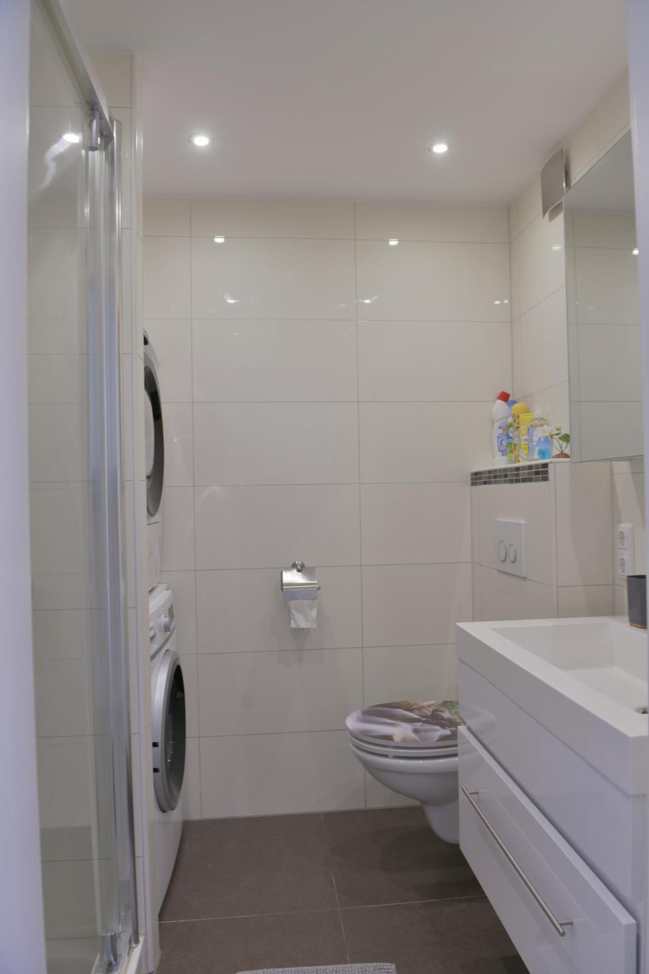 Helle, Ruhige, Moderne Wohnung, 5 Min Zu Fa Grob Mindelheim Zewnętrze zdjęcie